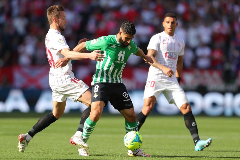 Soi kèo bóng đá Real Betis vs Sevilla, La Liga 2024